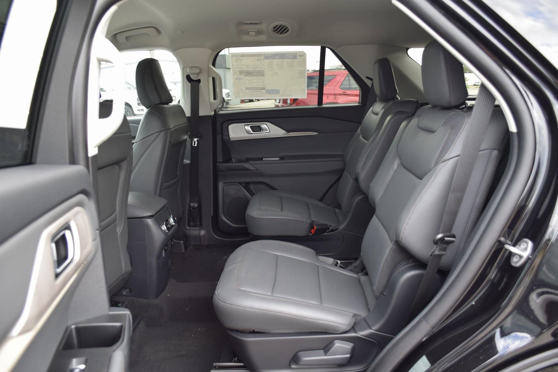 New 2026 Ford Explorer Active w/ Active Comfort Package image 20