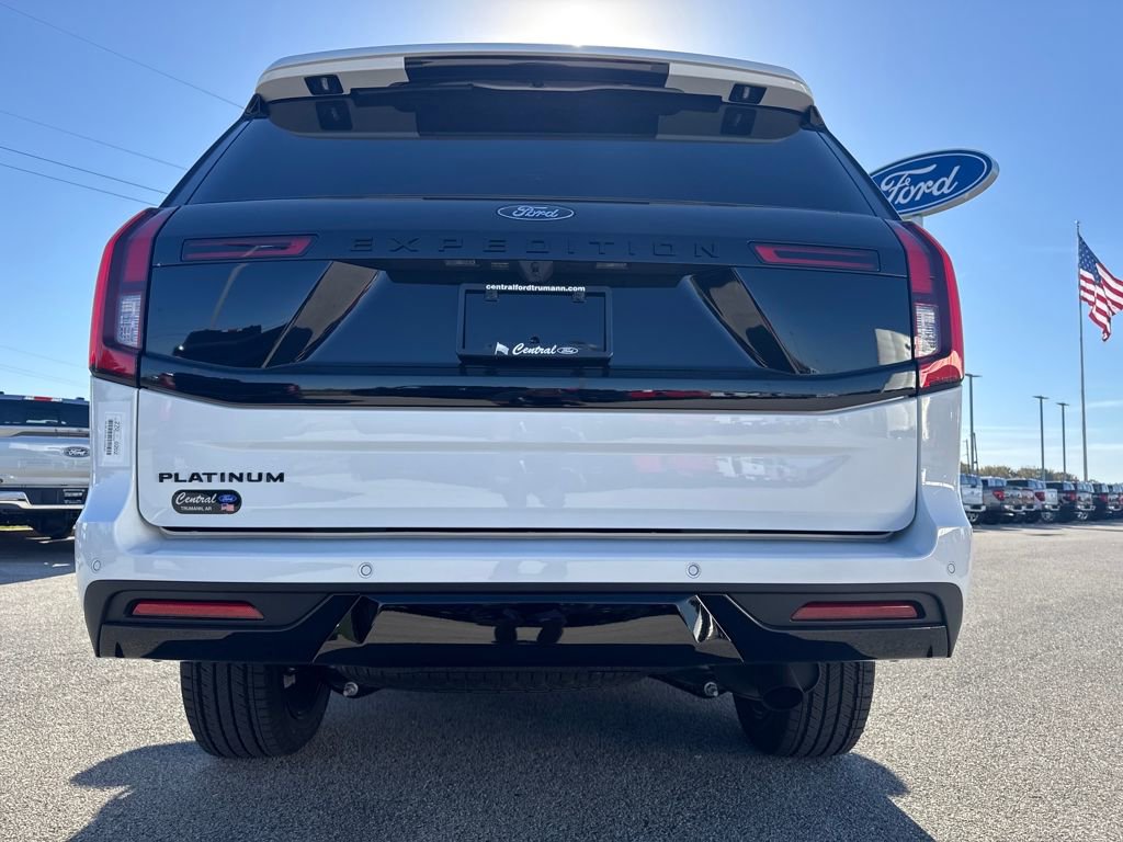 New 2025 Ford Expedition Platinum w/ Stealth Performance Package AWD/4WD video 4