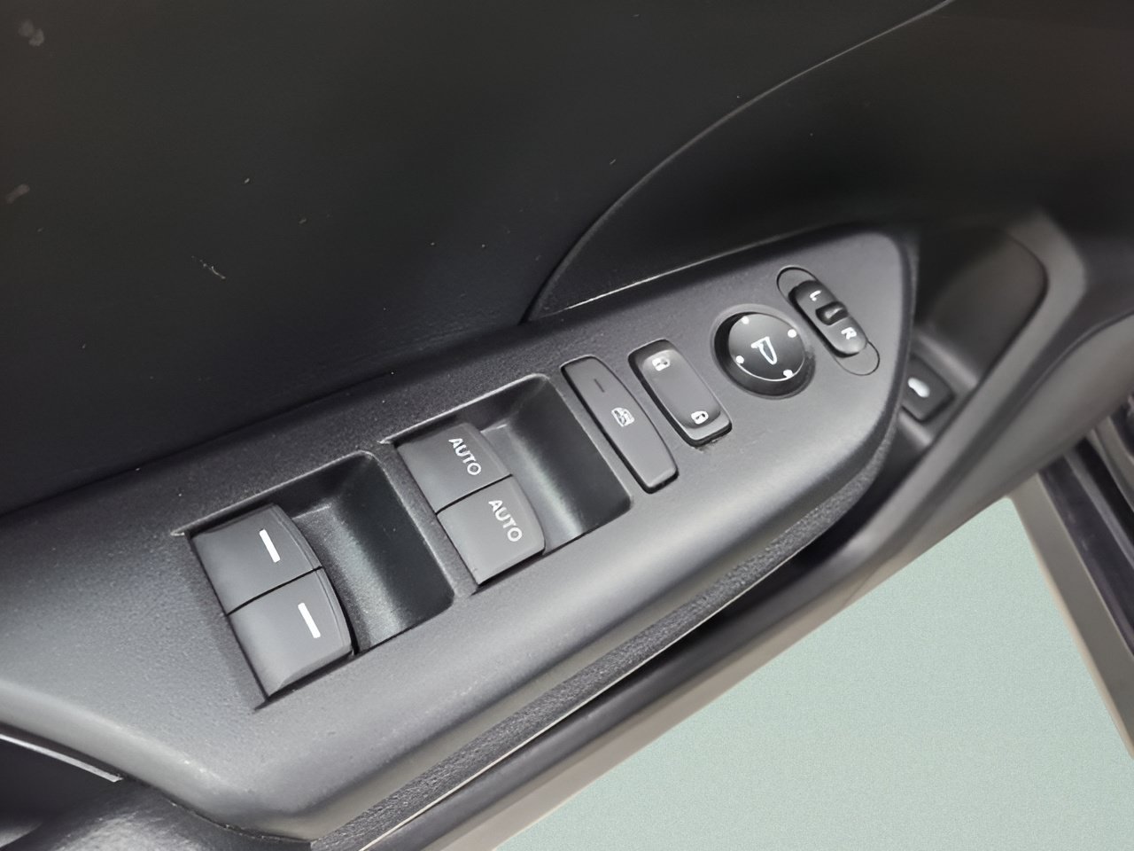 Used 2016 Honda Civic Touring image 23