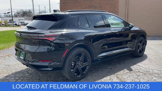 Used 2024 Chevrolet Equinox EV RS FWD image 8