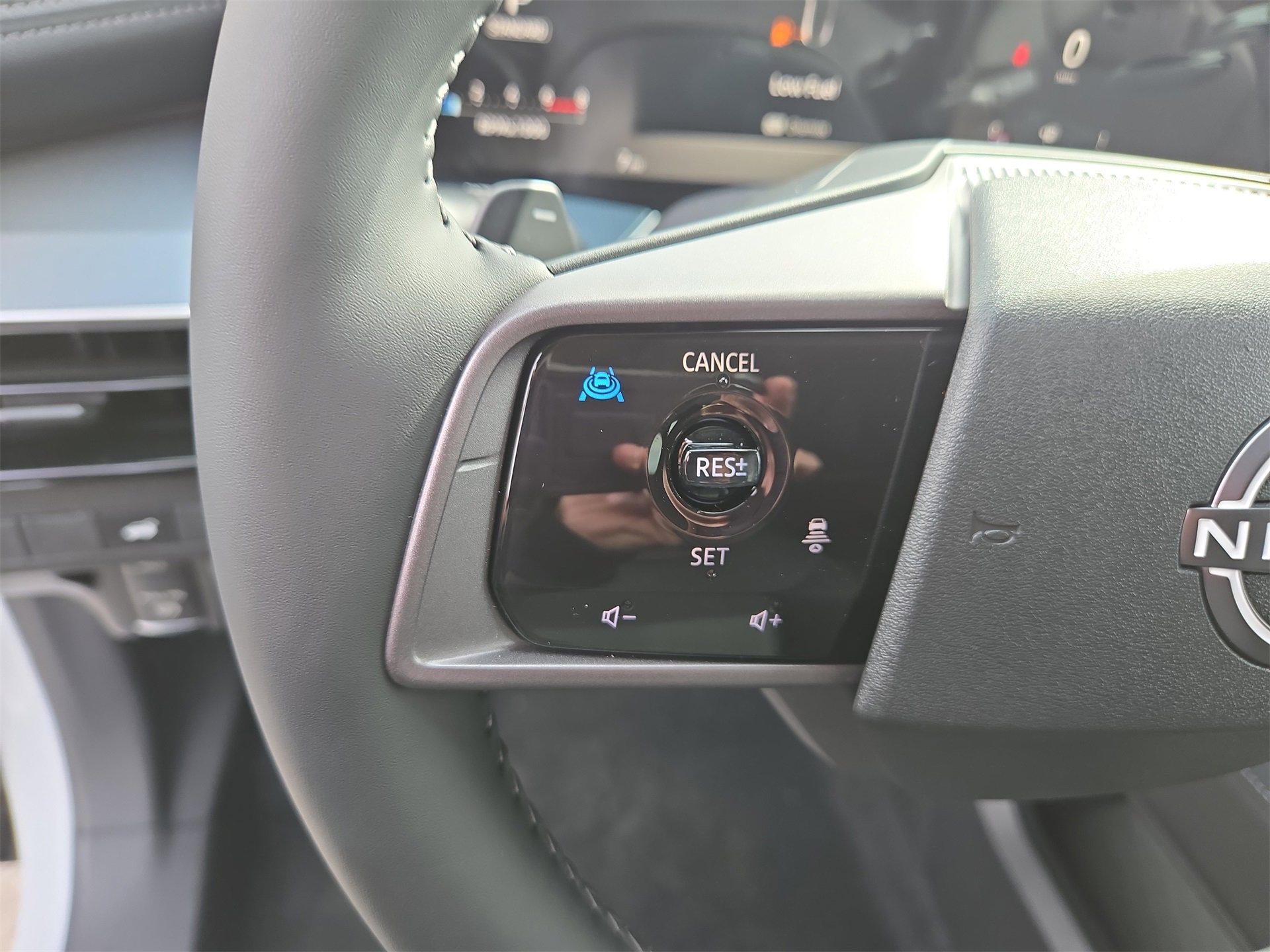 New 2026 Nissan Murano SL image 9