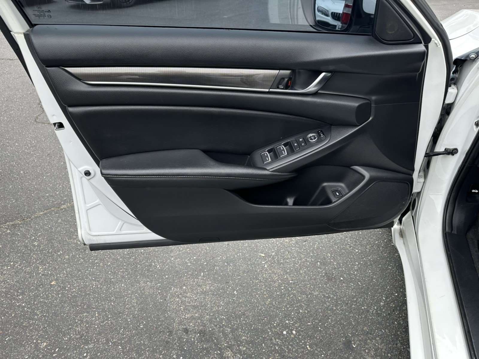 Used 2020 Honda Accord Sport image 25