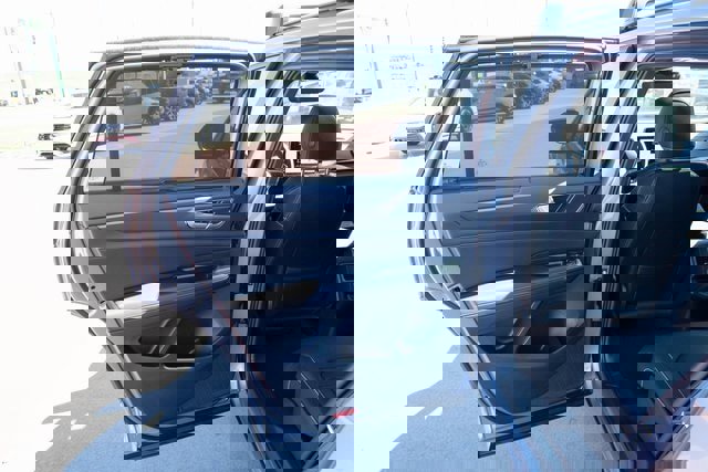 New 2026 Volkswagen Atlas Cross Sport SEL R-Line image 12