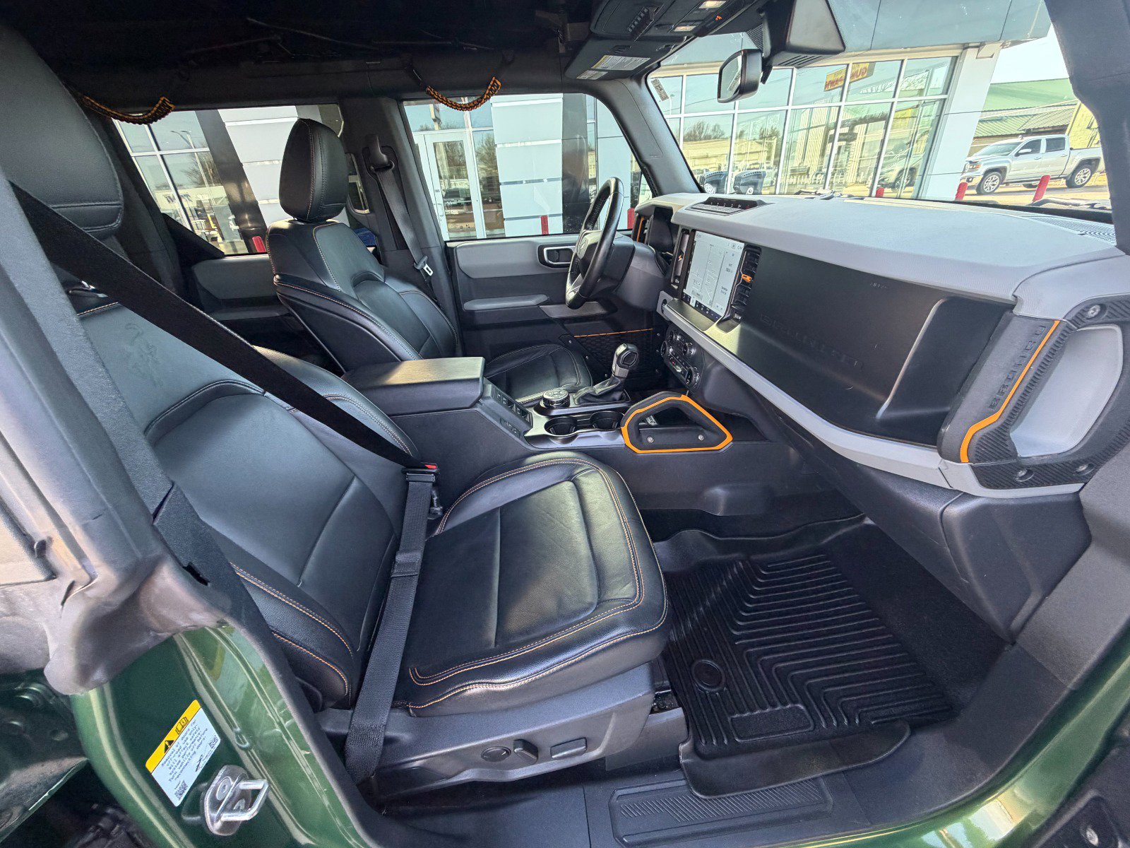 Used 2022 Ford Bronco Badlands image 29