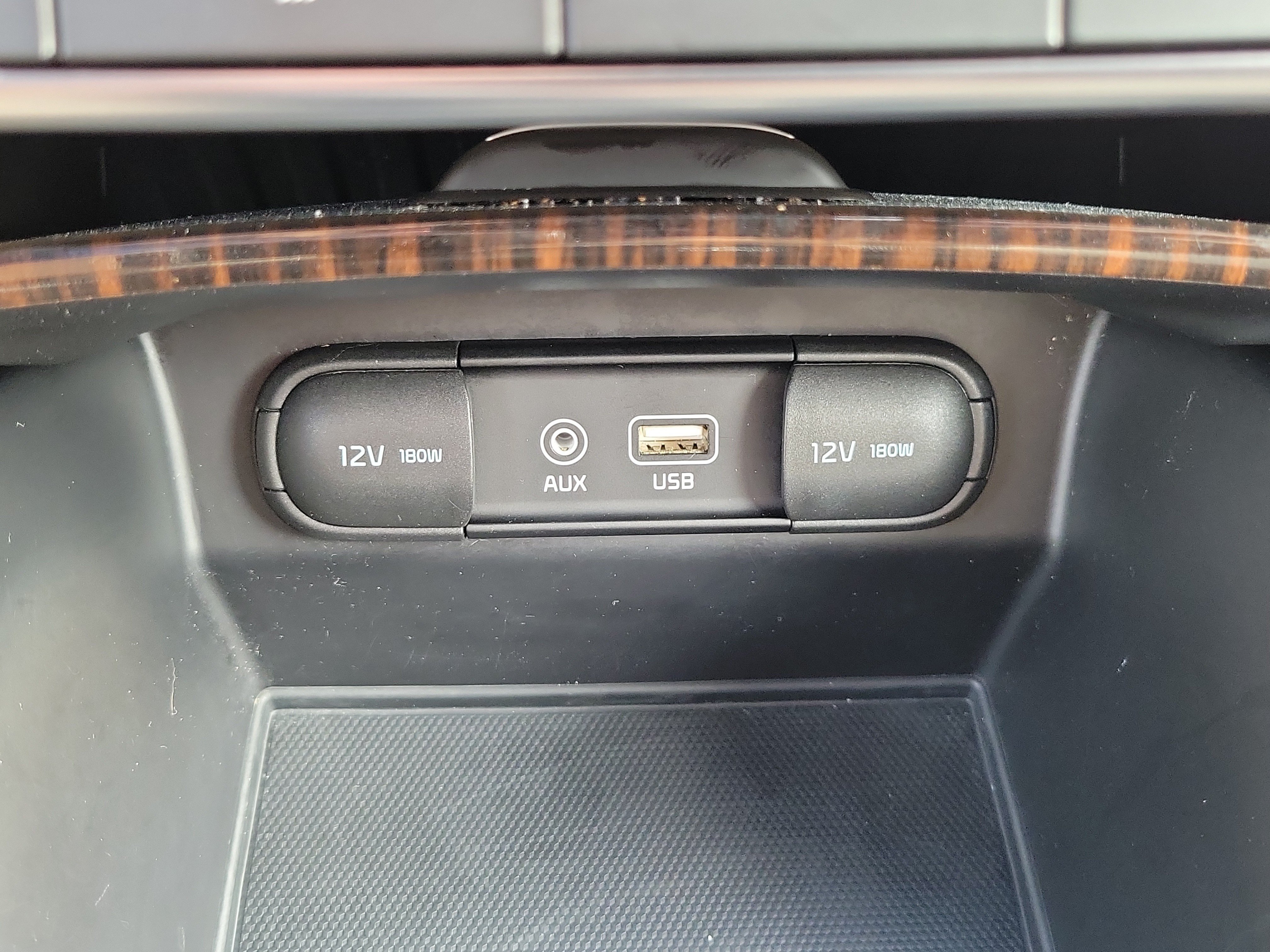 Used 2019 Kia Sorento EX AWD/4WD image 37