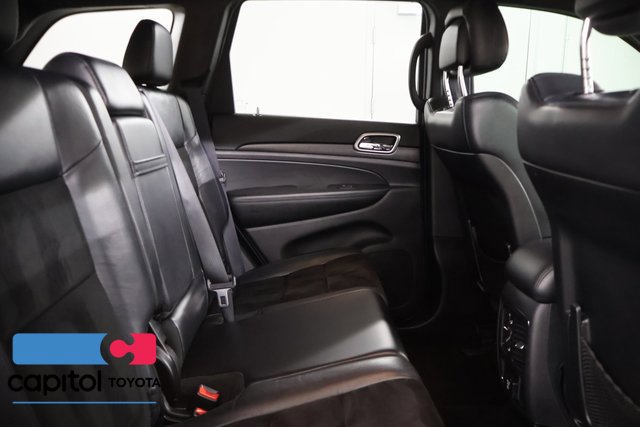 Used 2017 Jeep Grand Cherokee Altitude AWD/4WD image 29