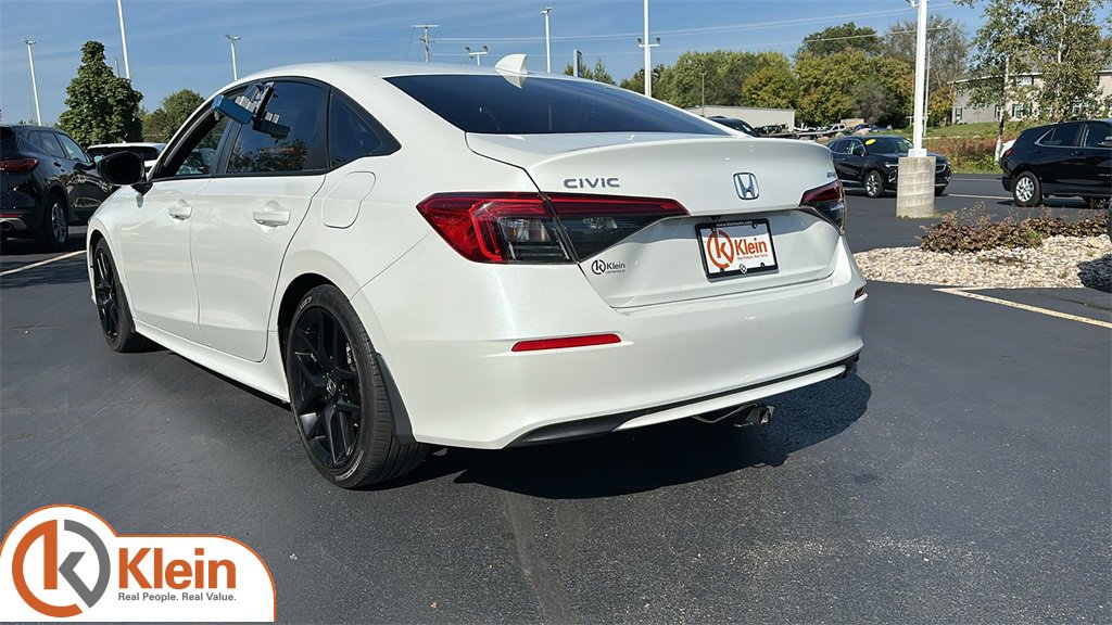 Used 2023 Honda Civic Sport image 6