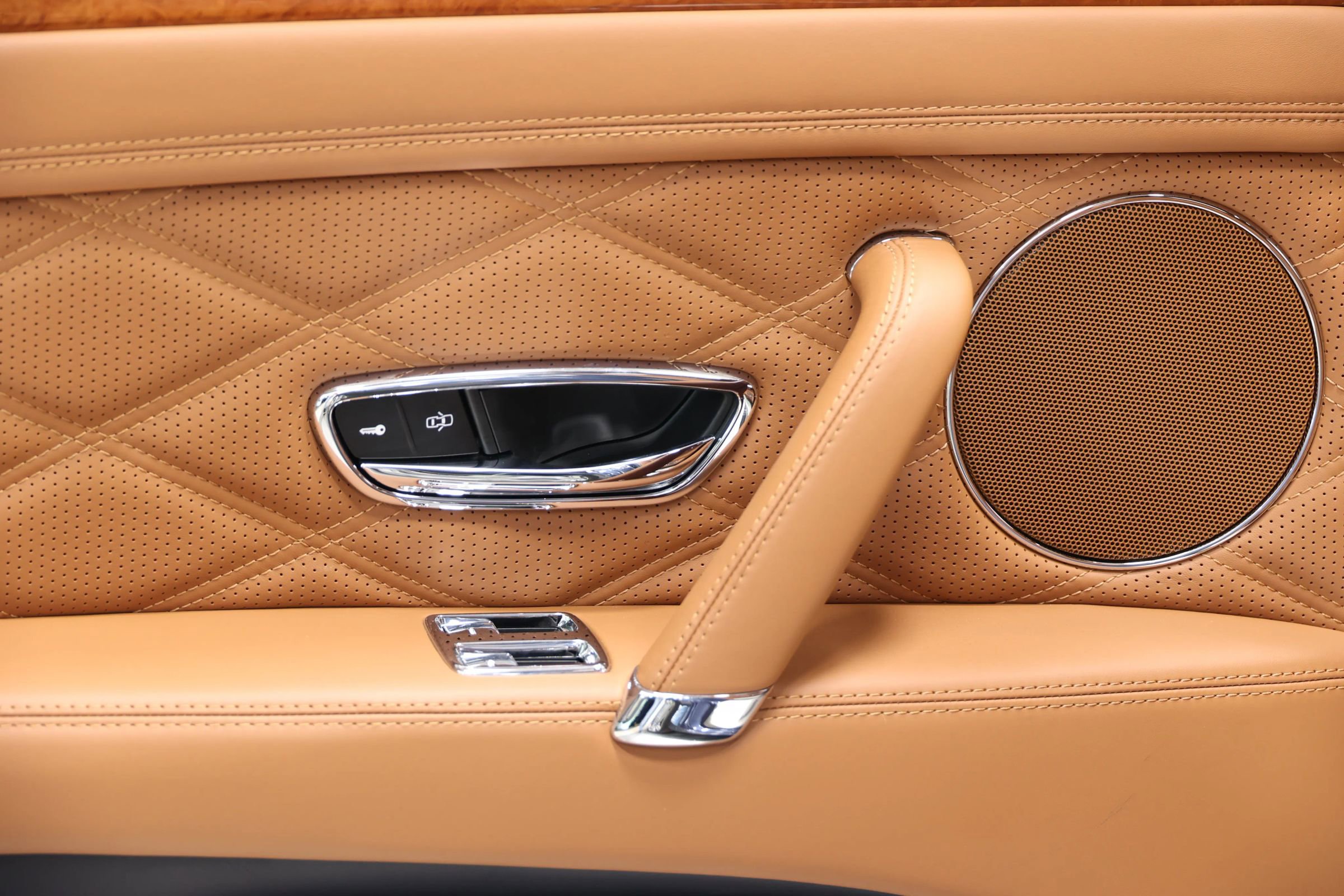 Used 2016 Bentley Flying Spur W12 AWD/4WD image 44