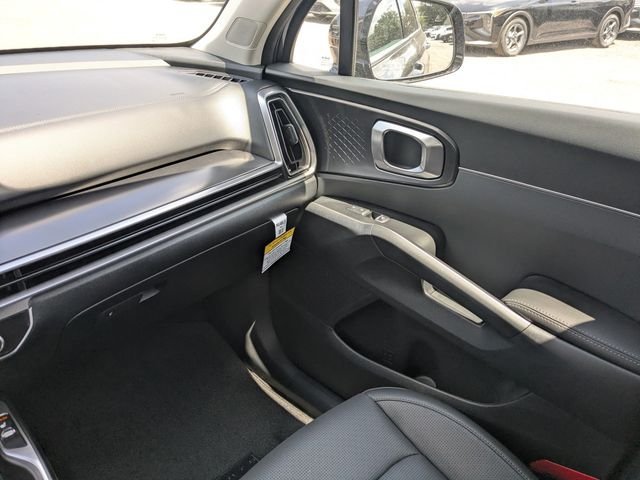 New 2026 Kia Sorento S w/ S Panoramic Sunroof Package FWD image 18
