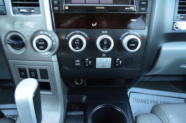 Used 2010 Toyota Sequoia Limited image 27