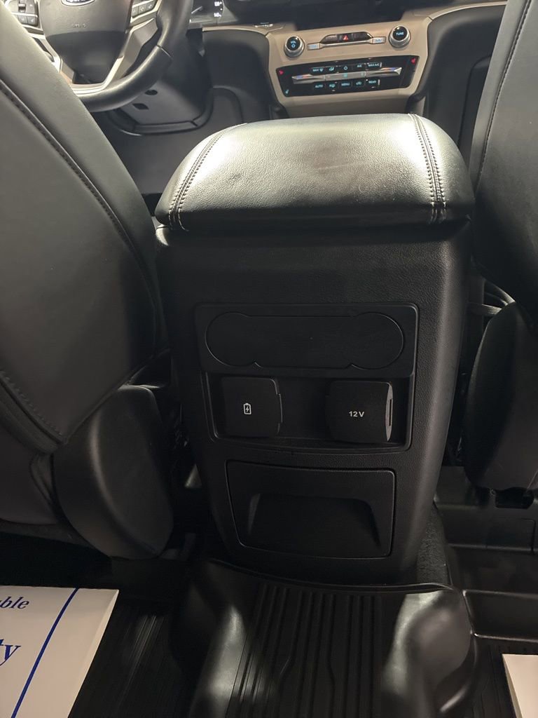 Used 2023 Ford Explorer XLT w/ Equipment Group 202A image 28