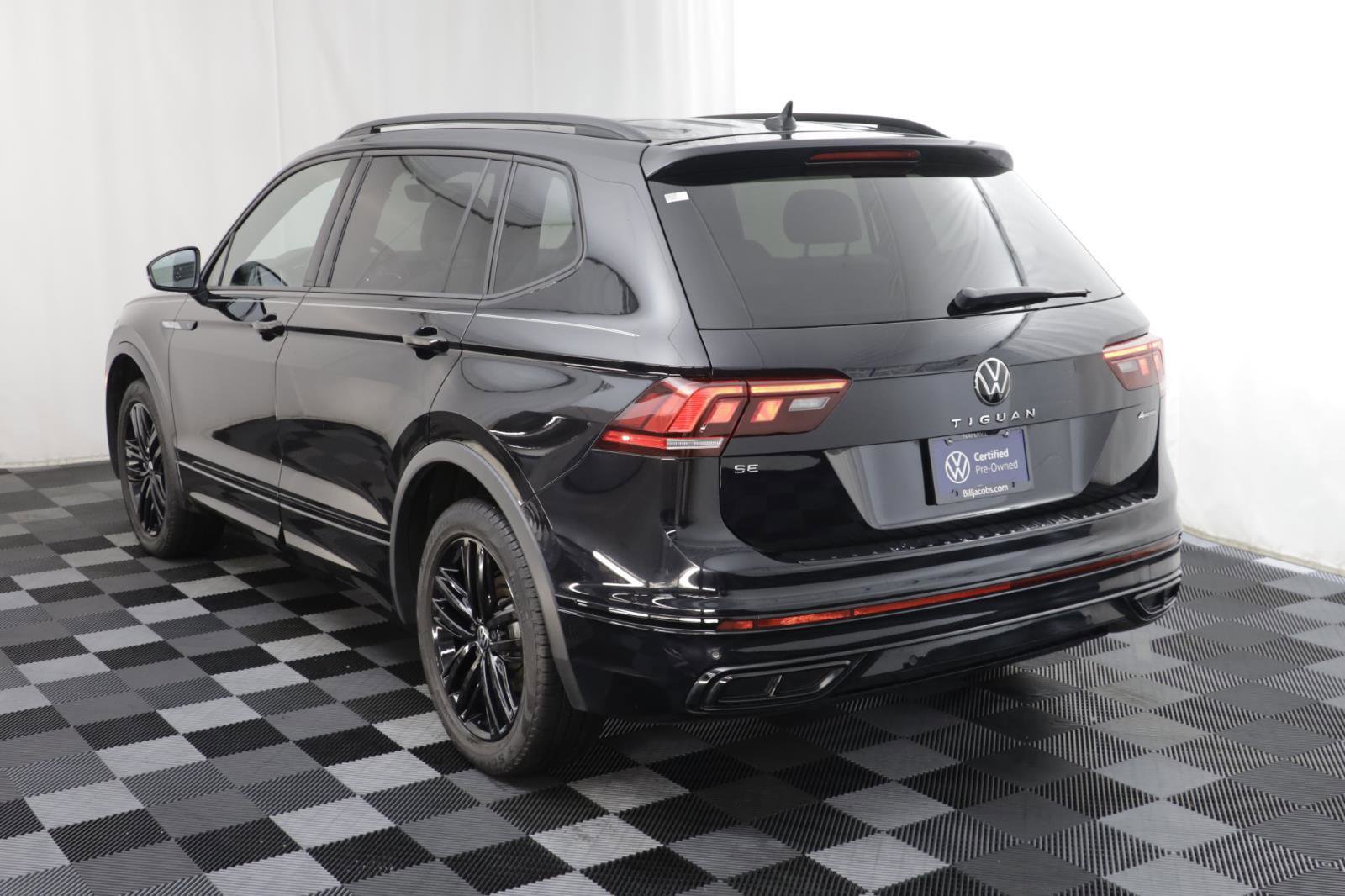 Used 2022 Volkswagen Tiguan SE R-Line image 15