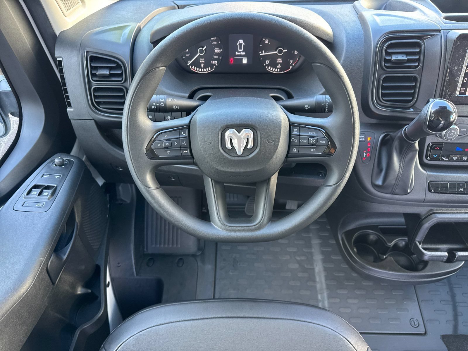 Used 2026 RAM ProMaster 2500 w/ Convenience Group FWD image 13