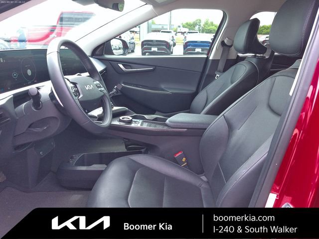 Used 2022 Kia EV6 Wind RWD image 10