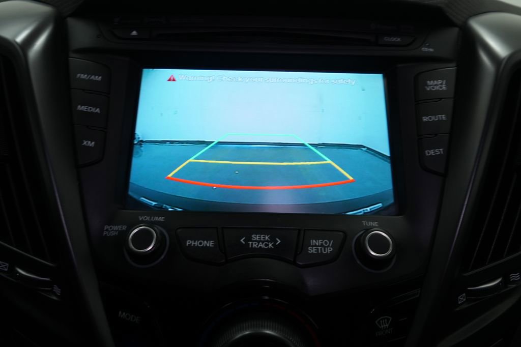 Used 2015 Hyundai Veloster Turbo w/ Option Group 04 FWD image 32