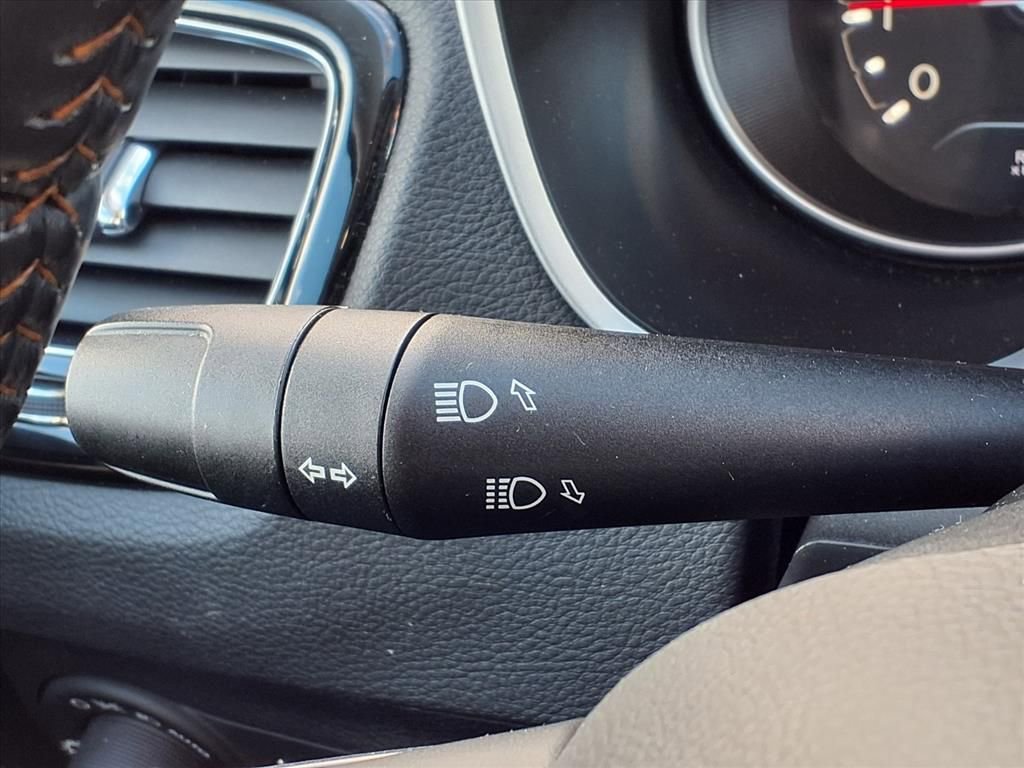 Used 2020 Jeep Compass Limited image 21