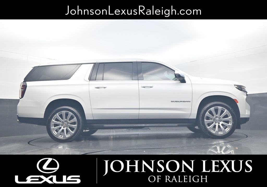 Used 2024 Chevrolet Suburban Premier image 20