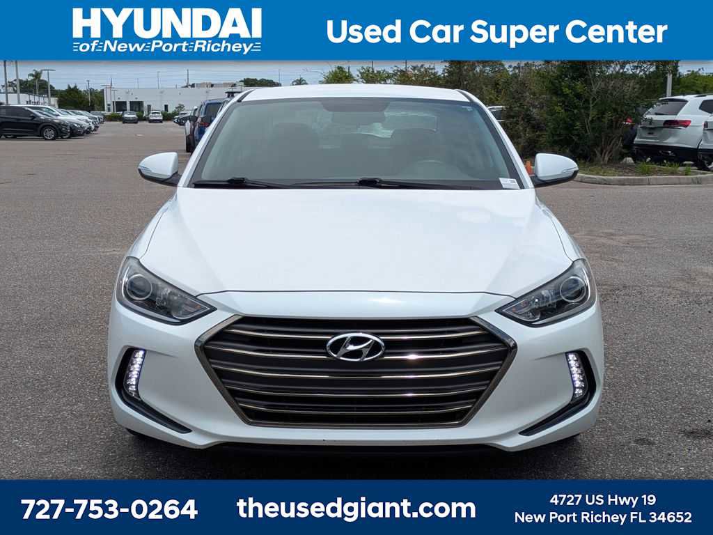 Used 2017 Hyundai Elantra Limited FWD image 8