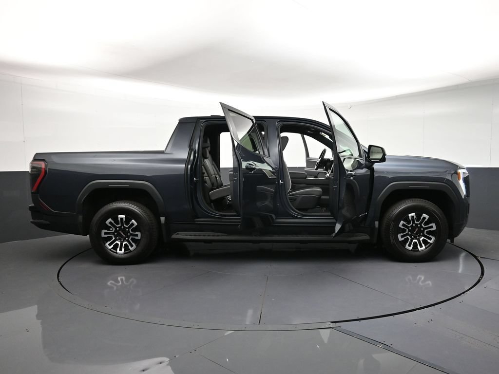 Used 2026 GMC Sierra EV Elevation AWD/4WD image 32