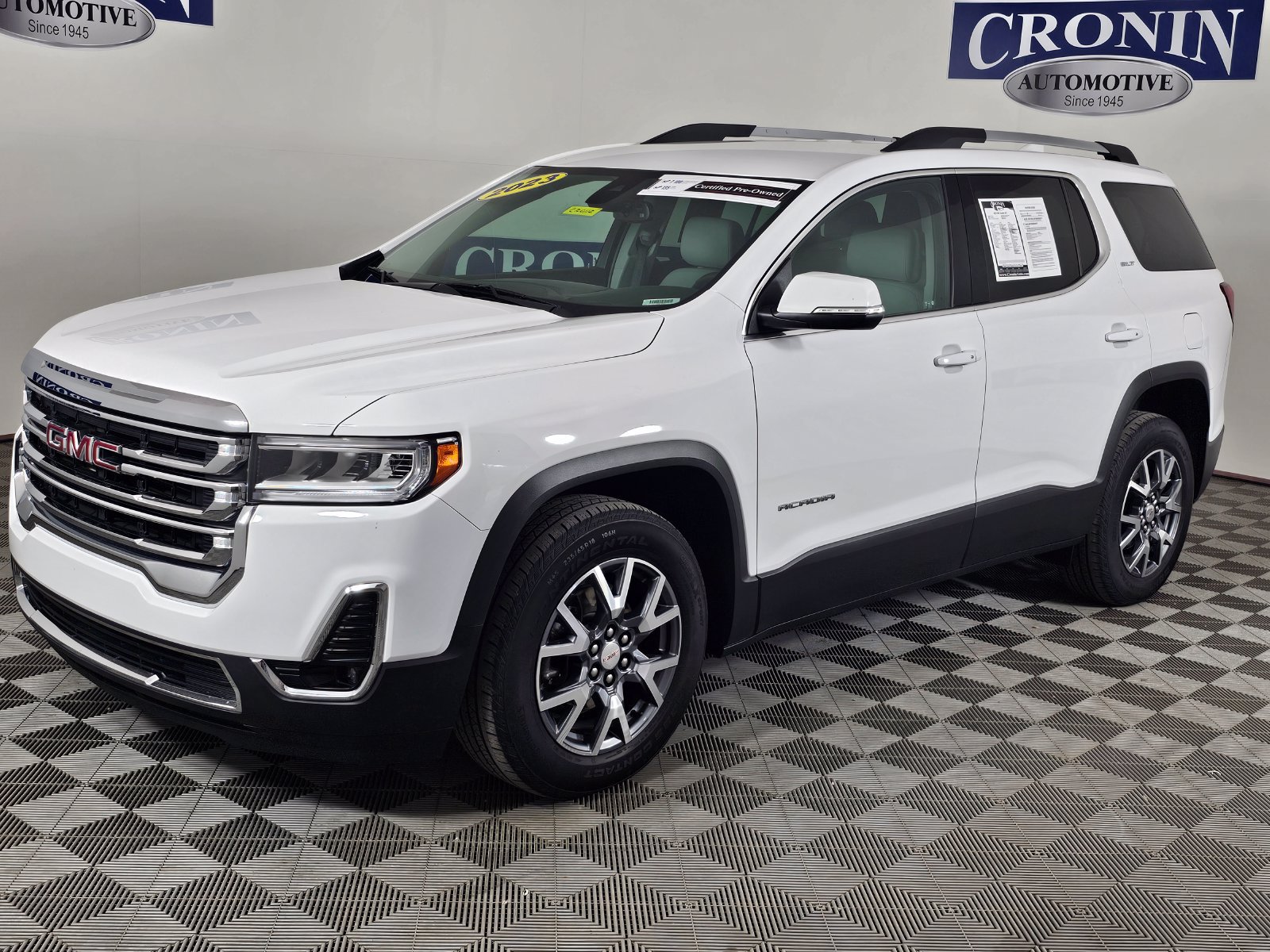 Used 2023 GMC Acadia SLT AWD/4WD image 36