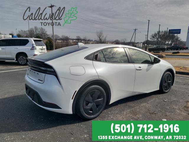 Used 2024 Toyota Prius Prime SE image 5