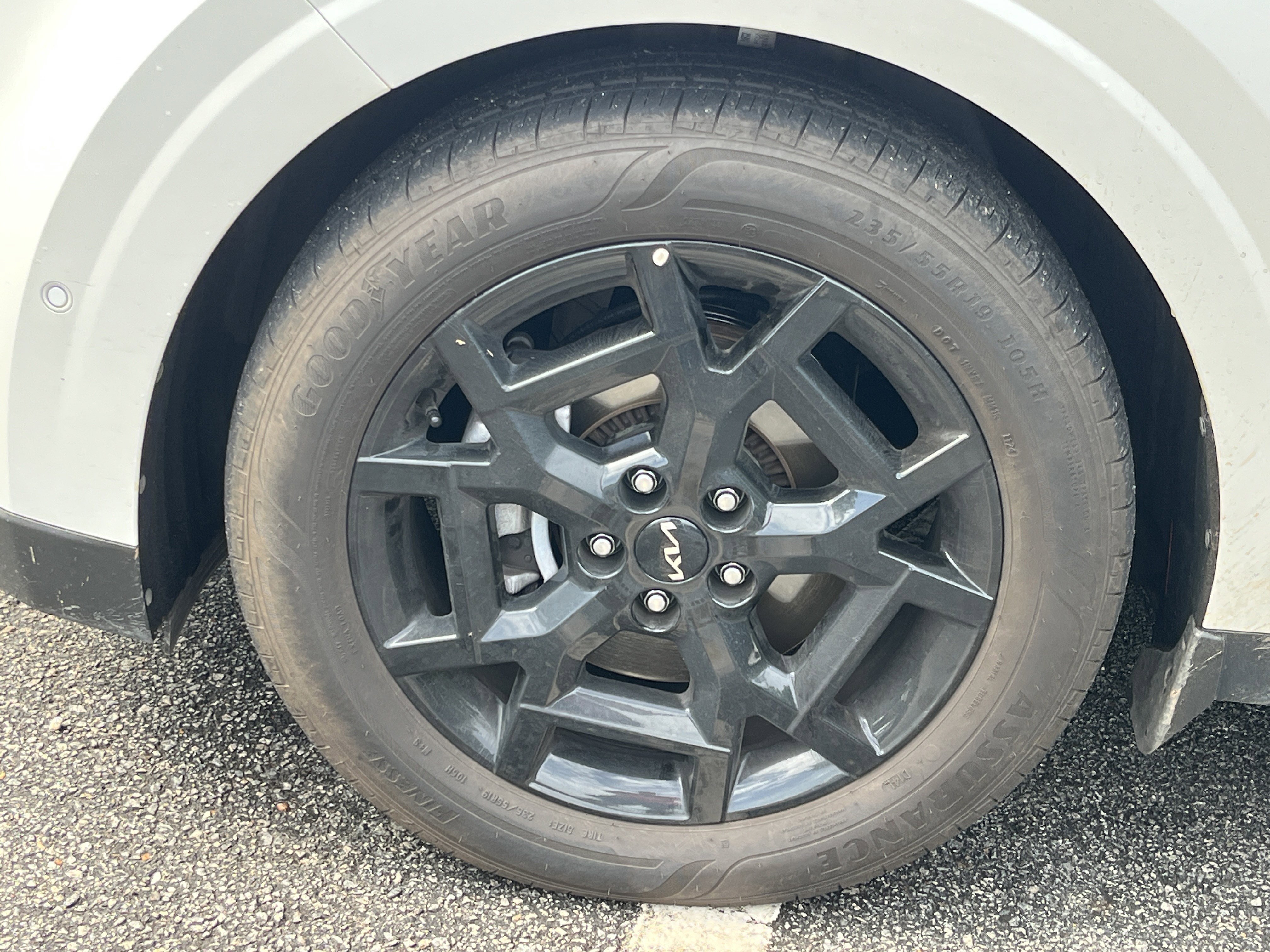 Used 2025 Kia Carnival SX Prestige FWD image 34