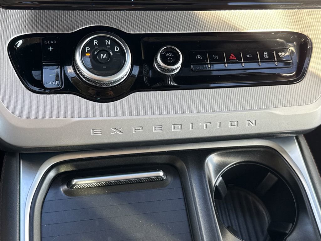 Certified 2025 Ford Expedition Max Active image 23