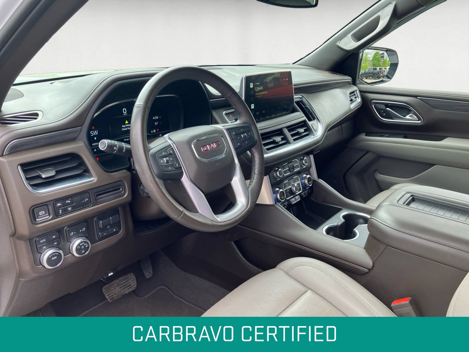Certified 2022 GMC Yukon SLT w/ SLT Luxury Package AWD/4WD image 13