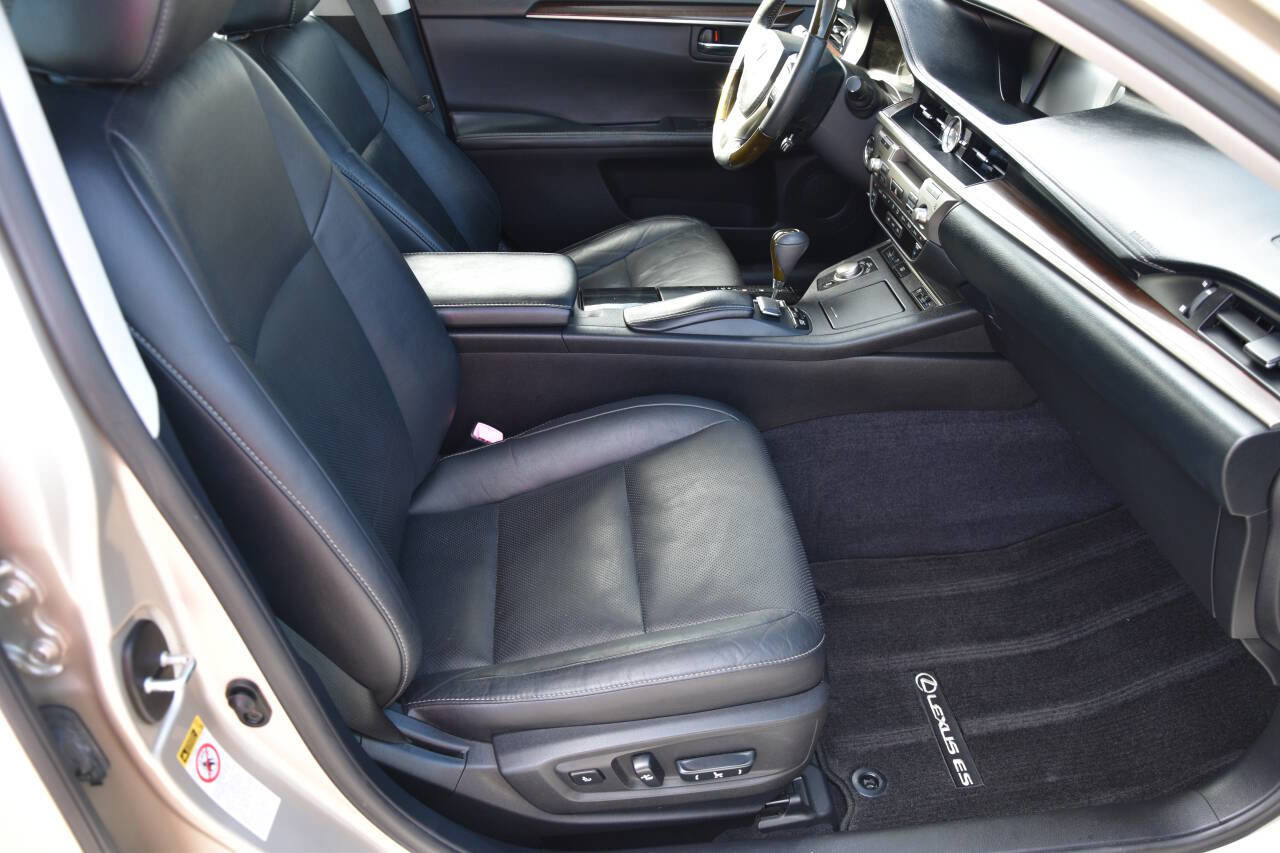 Used 2013 Lexus ES 350 image 11