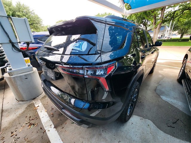 Used 2025 Chevrolet Equinox ACTIV w/ Safety and Technology Package FWD image 6