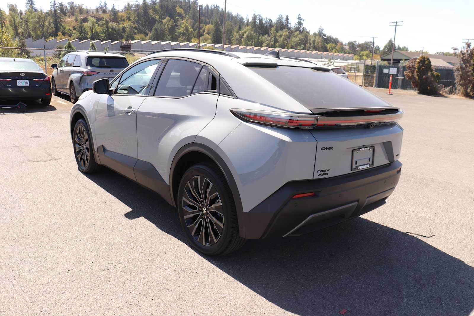 Used 2026 Toyota C-HR AWD/4WD image 7