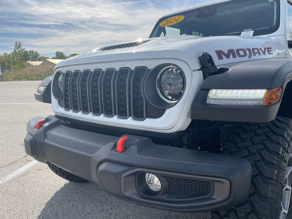 Used 2024 Jeep Gladiator Mojave w/ Convenience Group image 52