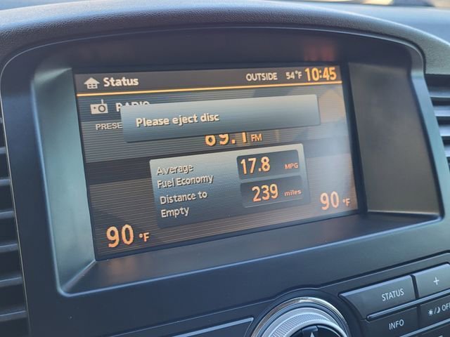 Used 2011 Nissan Pathfinder SV image 20