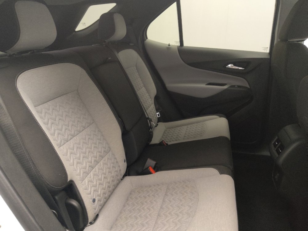 Used 2023 Chevrolet Equinox LT w/ Driver Convenience Package image 19