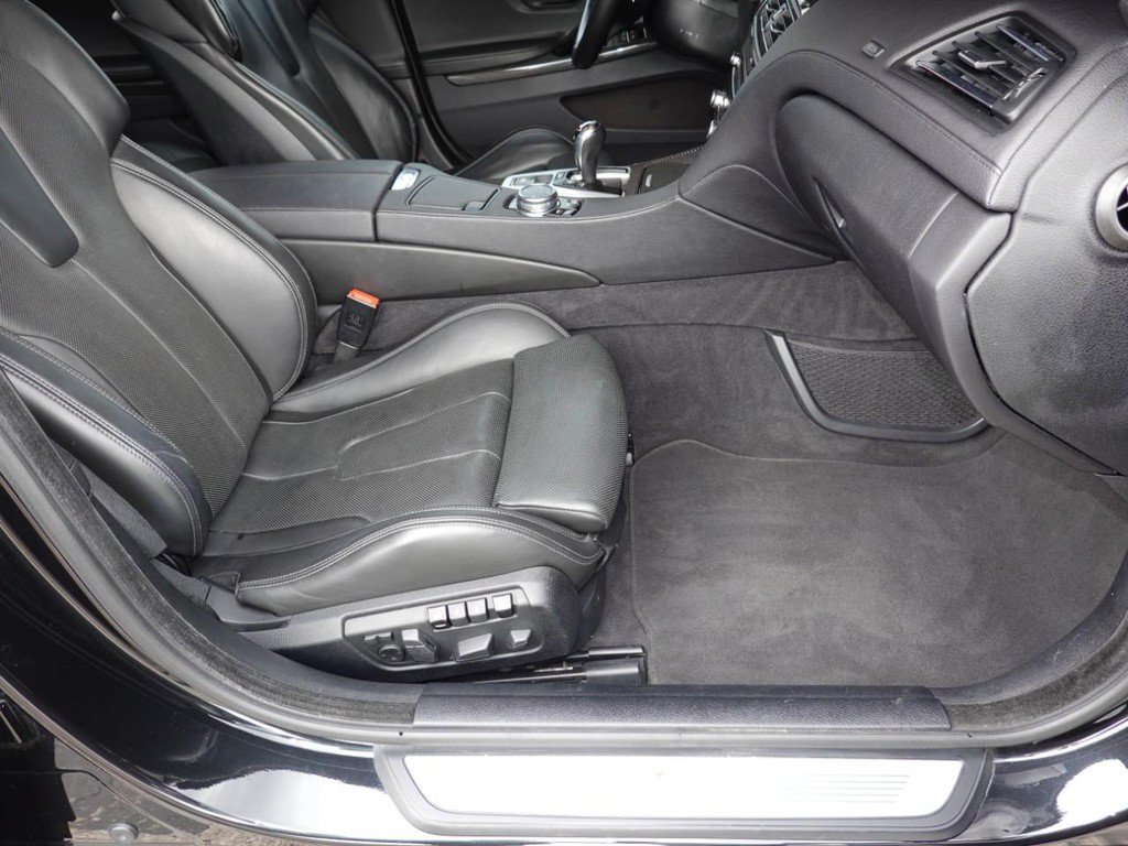 Used 2016 BMW M6 Gran Coupe RWD image 22