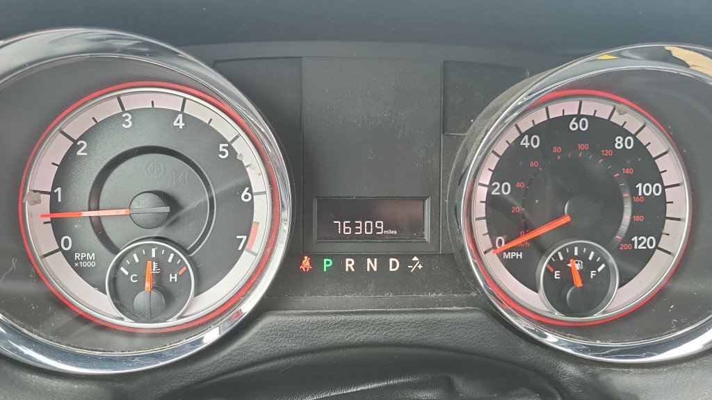 Used 2018 Dodge Grand Caravan SXT image 30