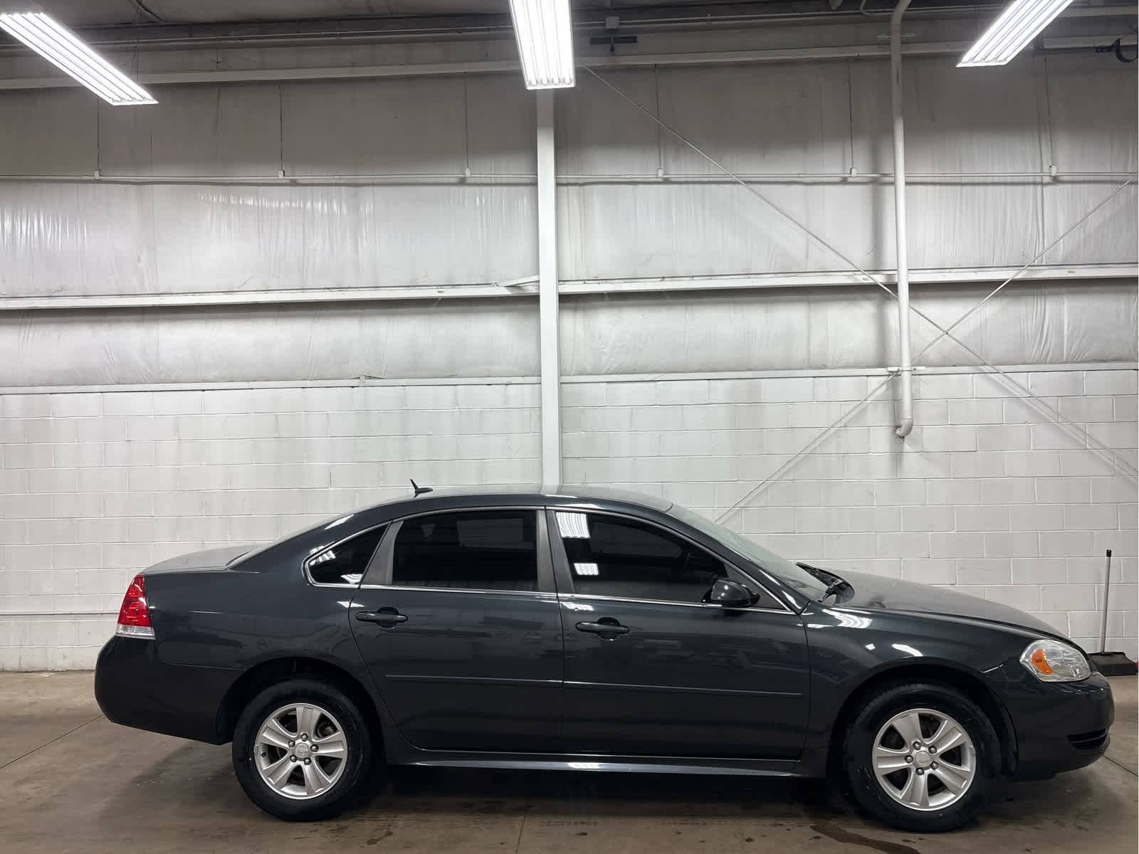 Used 2014 Chevrolet Impala Limited LS image 1