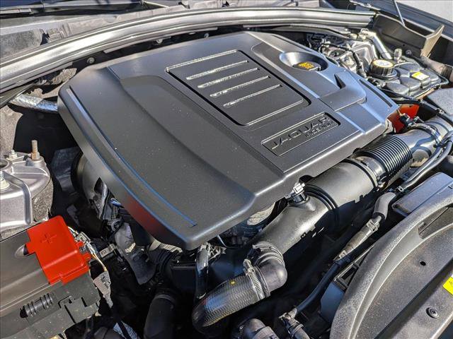 Used 2020 Jaguar F-PACE Prestige image 23