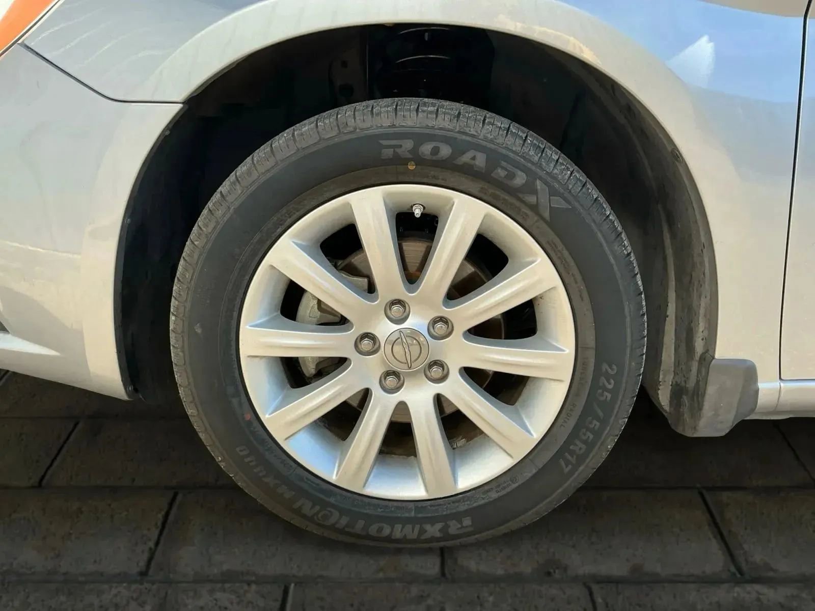 Used 2014 Chrysler 200 Touring image 25