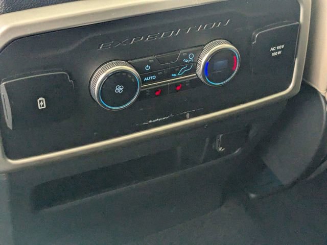 Used 2024 Ford Expedition Limited image 29
