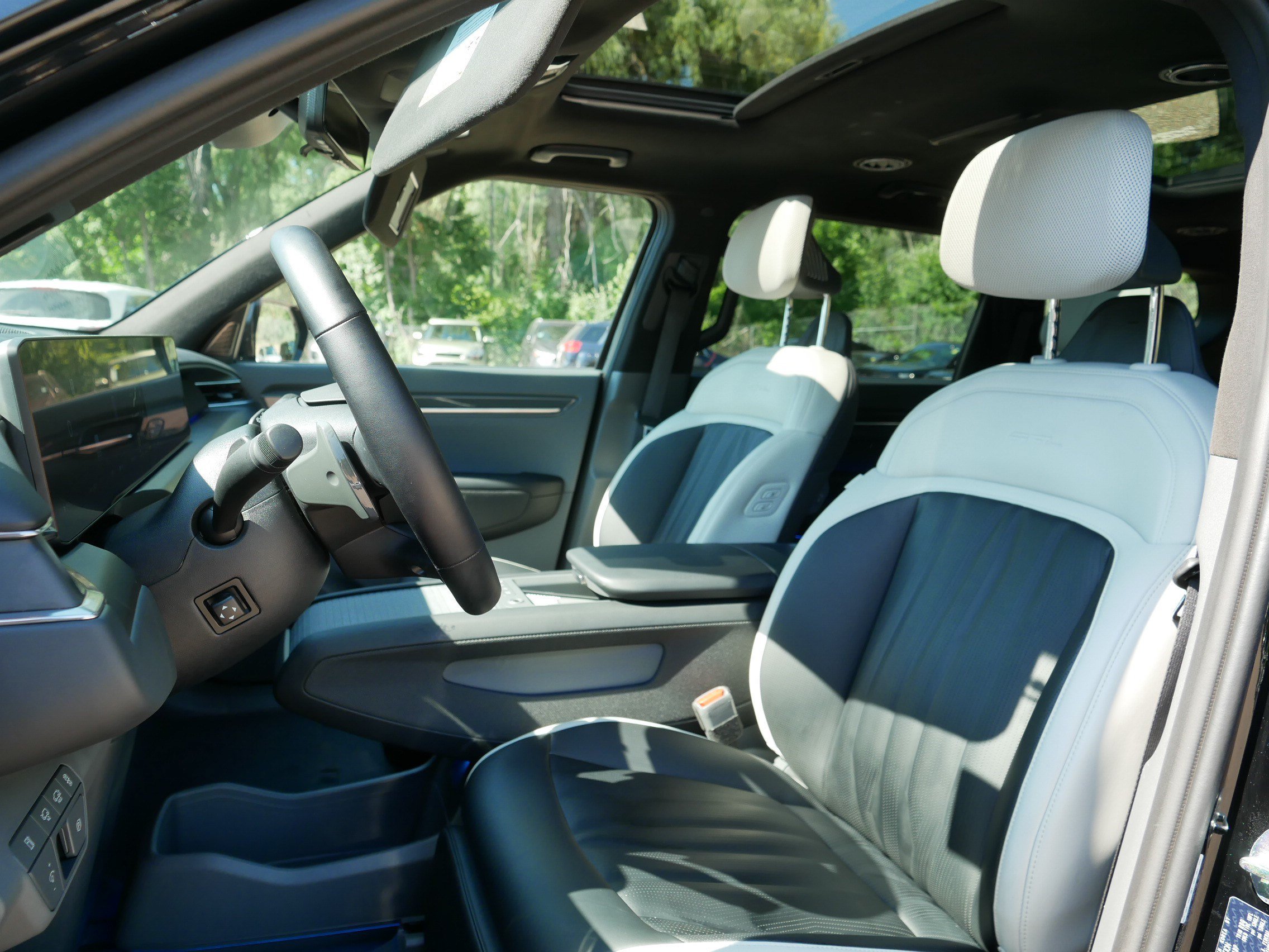 Certified 2024 Kia EV9 GT-Line AWD/4WD image 33
