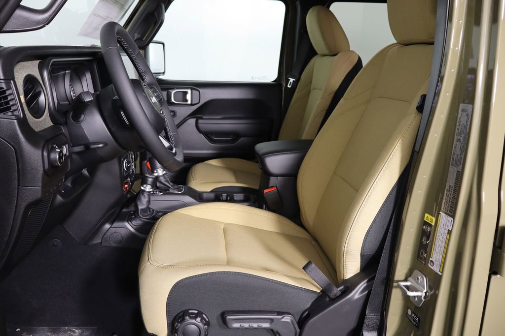 New 2026 Jeep Gladiator Sport image 15