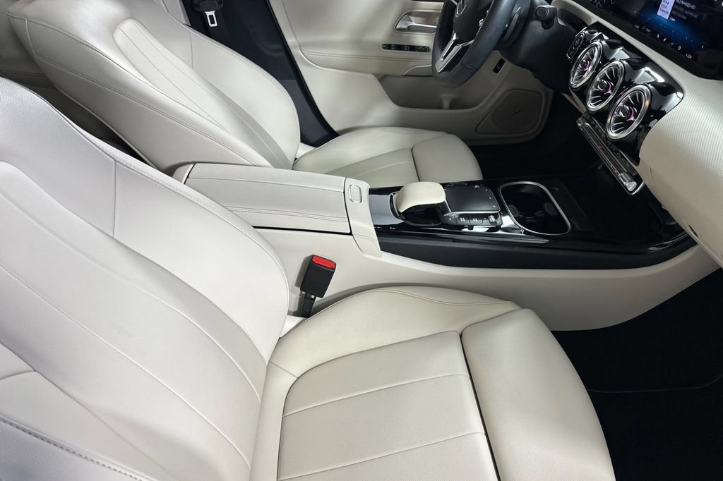 Certified 2023 Mercedes-Benz CLA 250 image 21