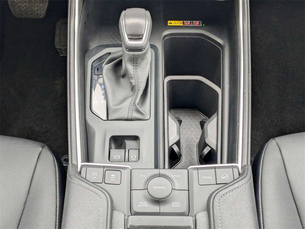 Used 2025 Toyota Grand Highlander AWD image 26