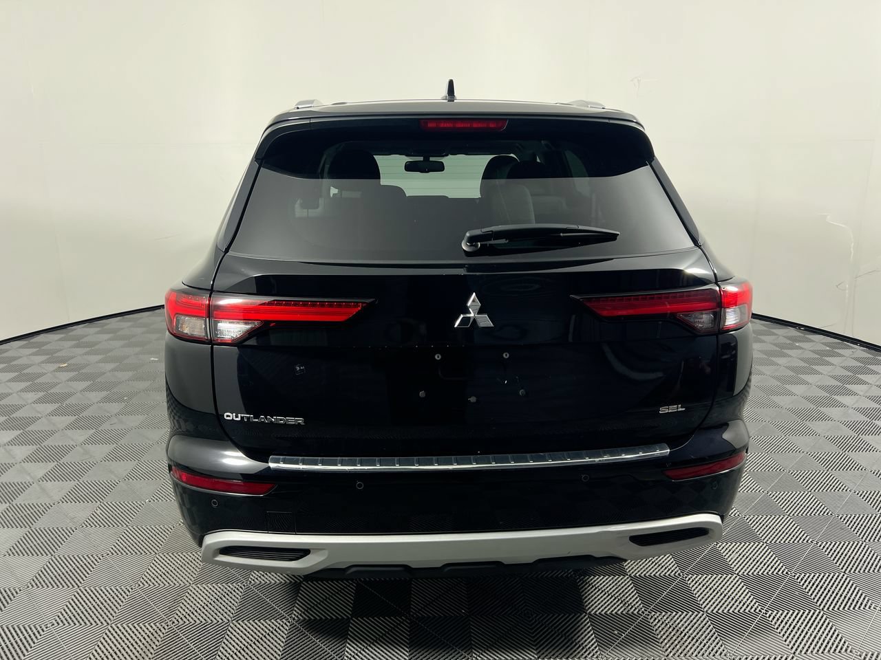 Used 2024 Mitsubishi Outlander SEL FWD image 4