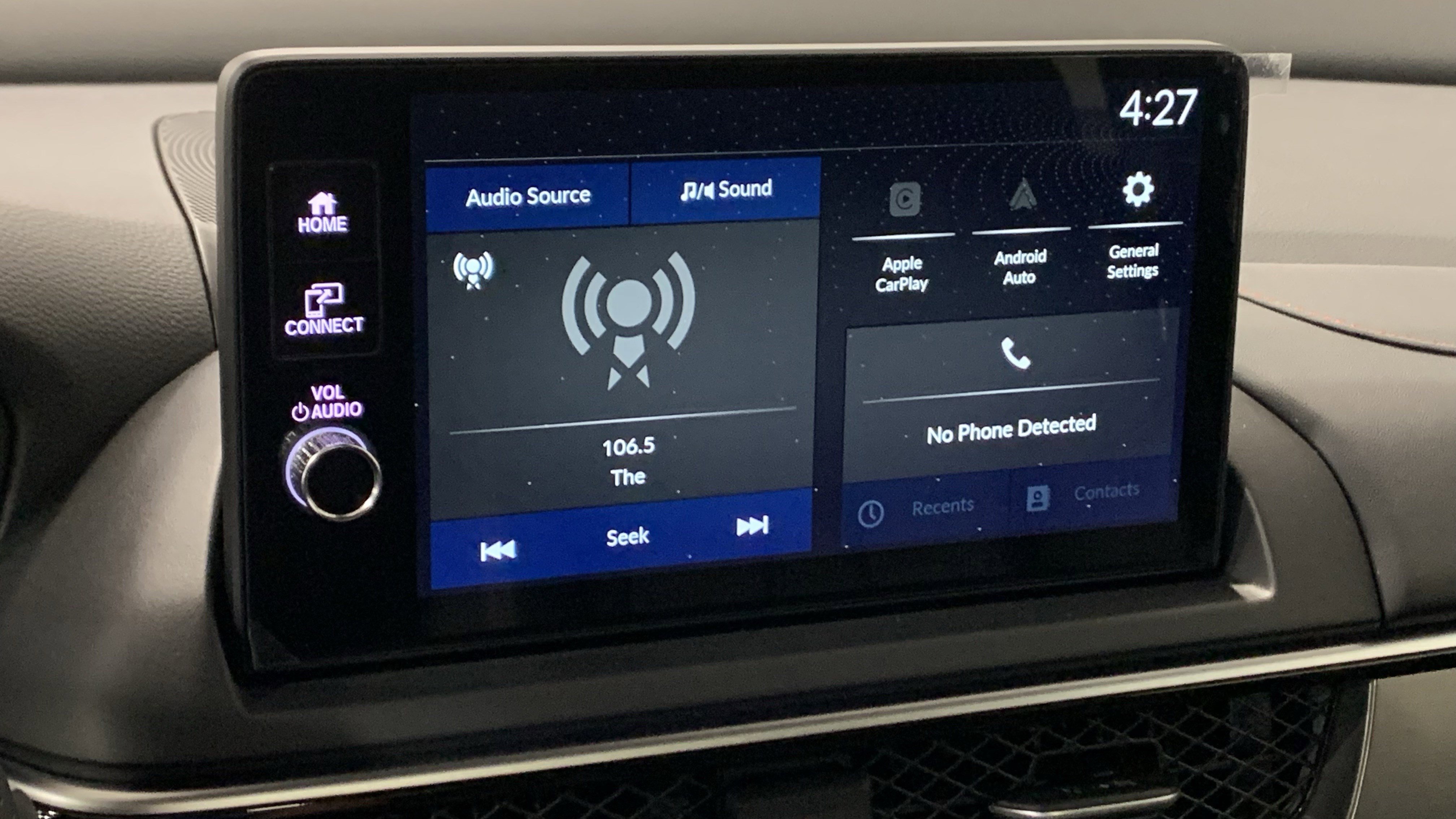 Certified 2025 Acura ADX A-Spec image 28