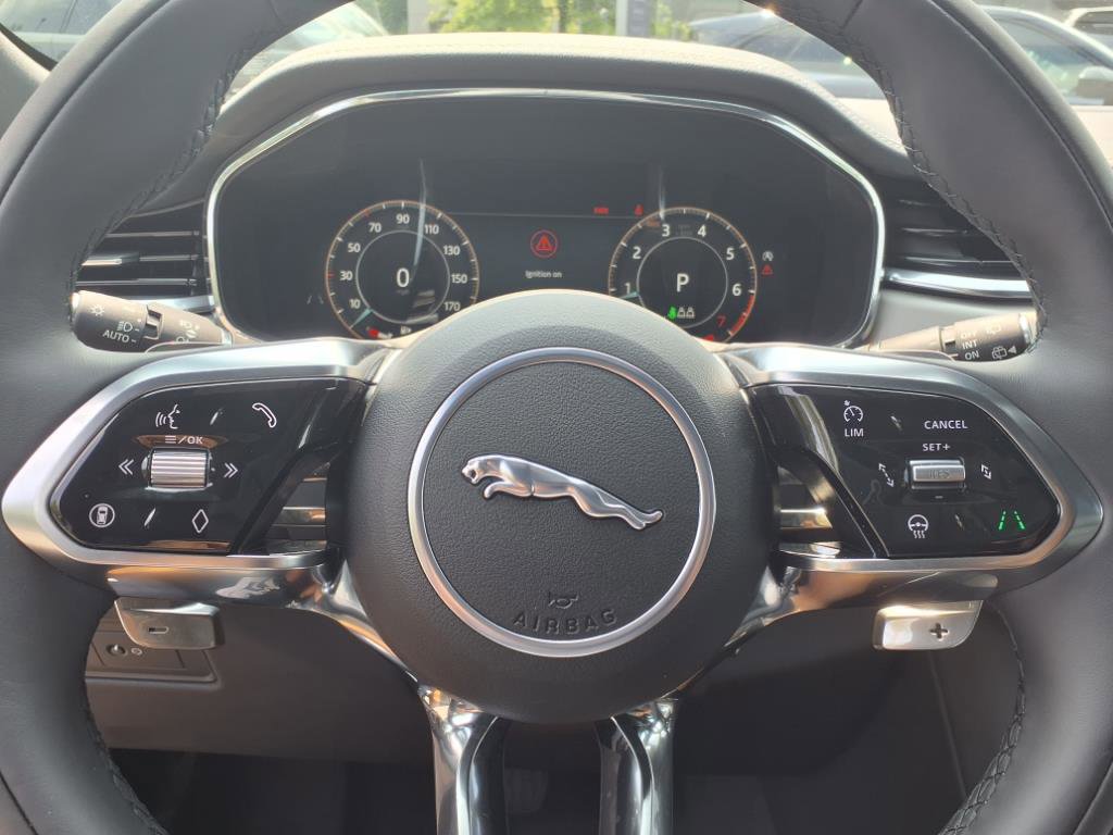 New 2026 Jaguar F-PACE R-Dynamic S image 11