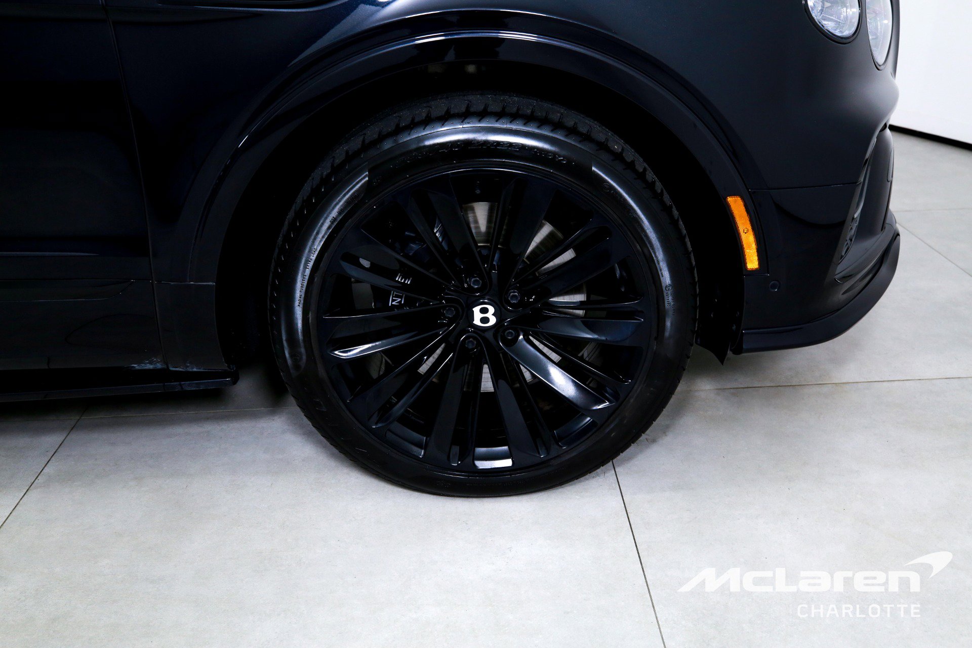 Used 2023 Bentley Bentayga Speed image 34