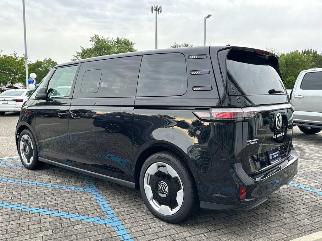 New 2025 Volkswagen ID. Buzz Pro S RWD image 8