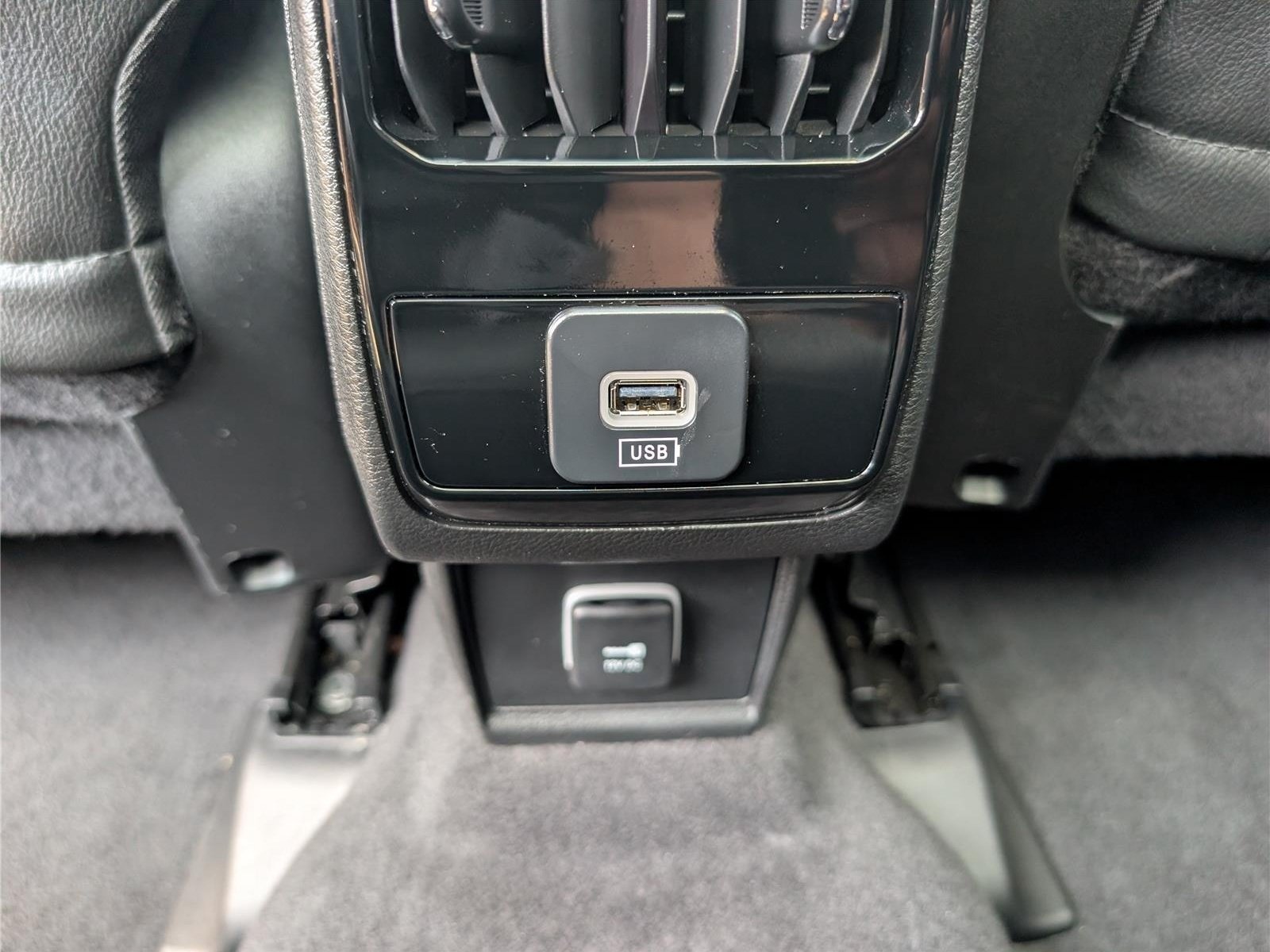 Used 2022 Jeep Compass High Altitude AWD/4WD image 14